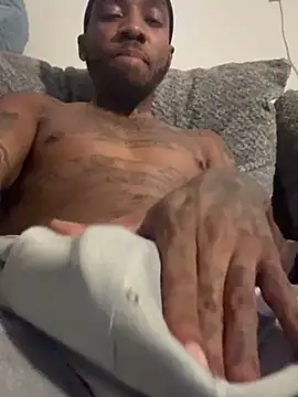 Snapshot of 275p chatting on 02/21/26, 08:37 275p online show from 02/21/26, 08:37