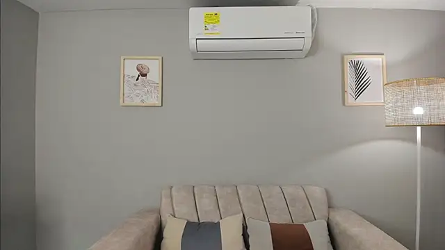 Snapshot of enma_glas chatting on 04/09/26, 12:32 enma glas online show from 04/09/26, 12:32