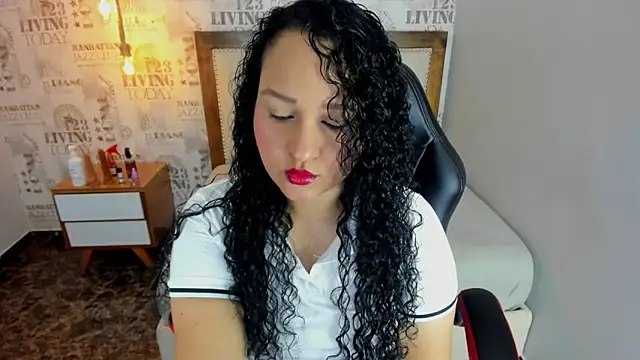 Snapshot of DANICA_MULLER1 chatting on 02/27/26, 11:54 DANICA MULLER1 online show from 02/27/26, 11:54