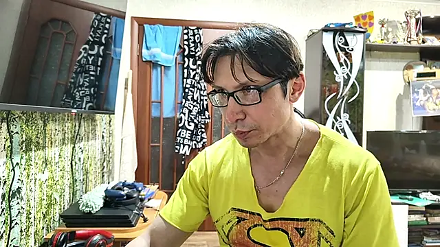 Snapshot of Carl_ice chatting on 03/12/26, 06:14 Carl ice online show from 03/12/26, 06:14