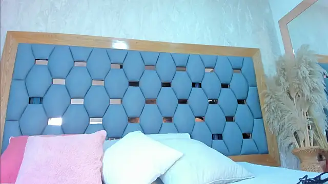 Snapshot of yayi_sm chatting on 02/25/26, 11:53 yayi sm online show from 02/25/26, 11:53