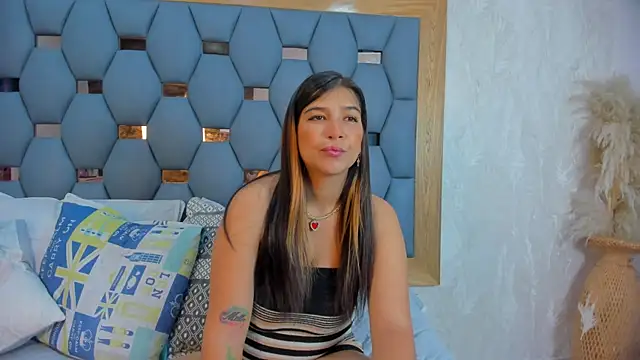 Snapshot of yayi_sm chatting on 03/26/26, 12:00 yayi sm online show from 03/26/26, 12:00