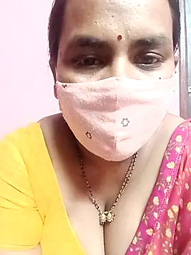 Snapshot of keerthy_telugu chatting on 06/25/26, 07:07 keerthy telugu online show from 06/25/26, 07:07