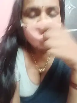 Snapshot of keerthy_telugu chatting on 07/23/26, 07:12 keerthy telugu online show from 07/23/26, 07:12