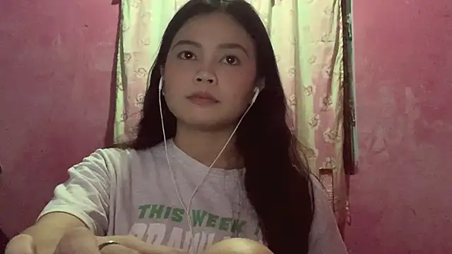 DessertFlower online show from 04/18/26, 01:37