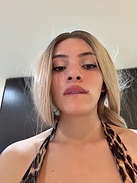 Snapshot of romanovanita chatting on 03/16/26, 05:44 romanovanita online show from 03/16/26, 05:44