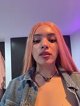 Snapshot of romanovanita chatting on 03/25/26, 04:29 romanovanita online show from 03/25/26, 04:29