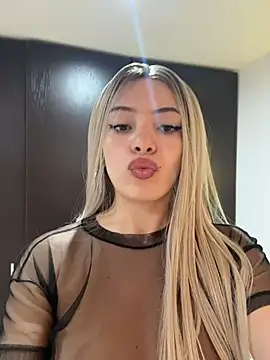 Snapshot of romanovanita chatting on 03/30/26, 04:24 romanovanita online show from 03/30/26, 04:24