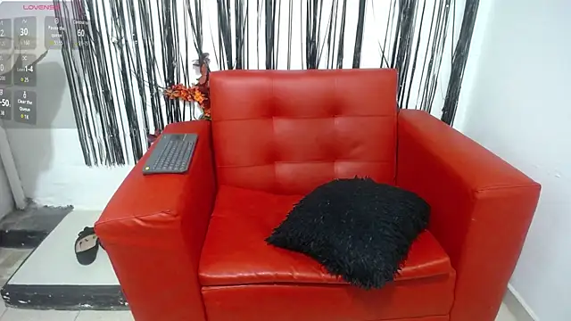 mailyn pym online show from 04/08/26, 02:28