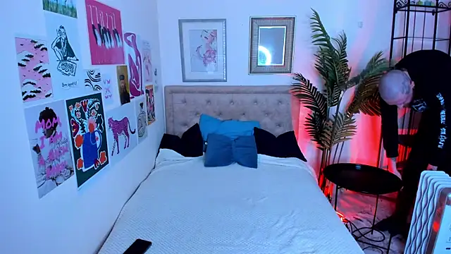 Snapshot of RockyLeen chatting on 03/03/26, 10:48 RockyLeen online show from 03/03/26, 10:48