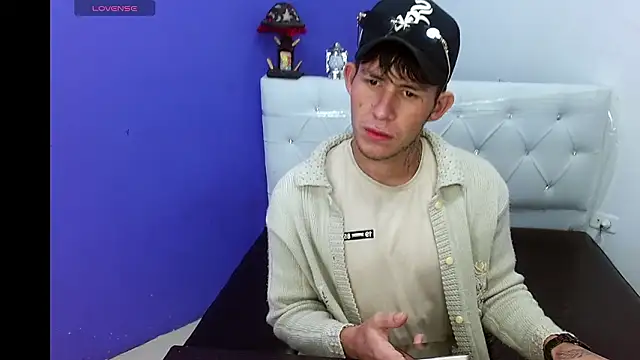 Snapshot of masterboyx chatting on 02/28/26, 03:02 masterboyx online show from 02/28/26, 03:02