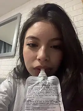 Mady Pink online show from 03/26/26, 04:40