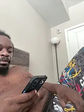 Snapshot of makeherfeelg chatting on 02/27/26, 04:40 makeherfeelg online show from 02/27/26, 04:40