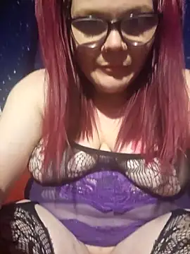 Snapshot of Sexymilf6992 chatting on 03/27/26, 04:18 Sexymilf6992 online show from 03/27/26, 04:18