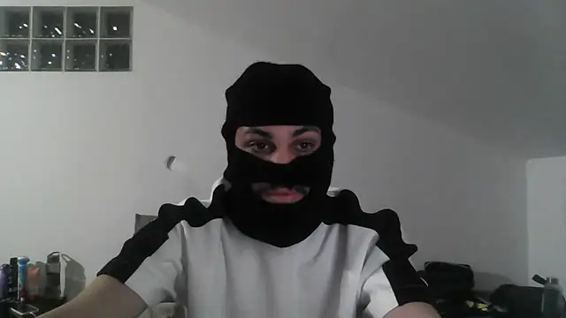 Snapshot of ptcasalprive chatting on 03/01/26, 10:01 ptcasalprive online show from 03/01/26, 10:01