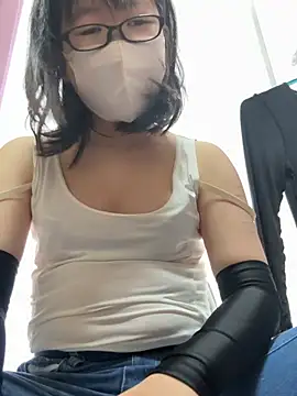 Snapshot of nana_ayu4696 chatting on 04/10/26, 03:56 nana ayu4696 online show from 04/10/26, 03:56