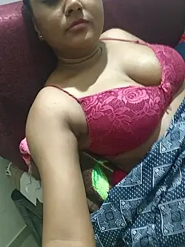 Snapshot of RDindian96 chatting on 04/02/26, 10:40 RDindian96 online show from 04/02/26, 10:40