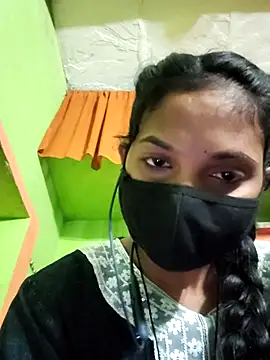 Snapshot of Cute_aroshi chatting on 02/27/26, 04:40 Cute aroshi online show from 02/27/26, 04:40