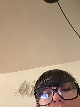 Brunettefantasy4848 online show from 05/02/26, 05:12
