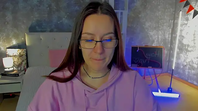 Snapshot of asti_bubbles chatting on 04/21/26, 01:42 asti bubbles online show from 04/21/26, 01:42