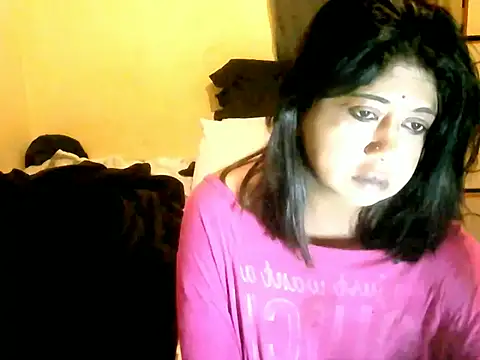 Snapshot of IndianPleasures21 chatting on 04/19/26, 05:34 IndianPleasures21 online show from 04/19/26, 05:34