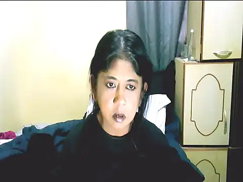 Snapshot of IndianPleasures21 chatting on 06/22/26, 12:35 IndianPleasures21 online show from 06/22/26, 12:35