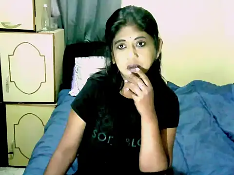 Snapshot of IndianPleasures21 chatting on 07/20/26, 11:23 IndianPleasures21 online show from 07/20/26, 11:23