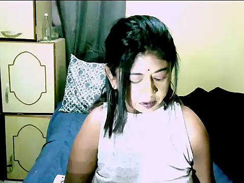 Snapshot of IndianPleasures21 chatting on 07/28/26, 06:20 IndianPleasures21 online show from 07/28/26, 06:20
