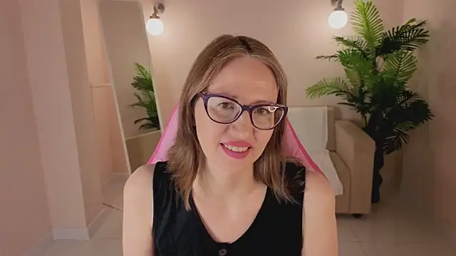 Elizabeth Andersonn online show from 04/06/26, 08:48