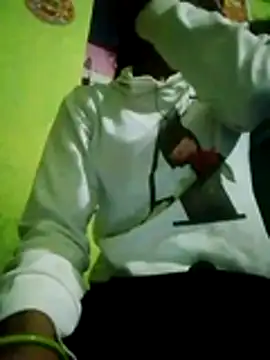 Snapshot of wifedesi7050 chatting on 04/01/26, 03:42 wifedesi7050 online show from 04/01/26, 03:42