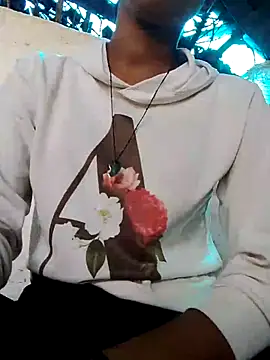 Snapshot of wifedesi7050 chatting on 04/03/26, 08:23 wifedesi7050 online show from 04/03/26, 08:23