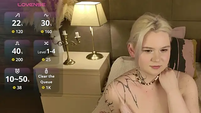 Snapshot of Ivy_Marlowe chatting on 03/27/26, 02:28 Ivy Marlowe online show from 03/27/26, 02:28