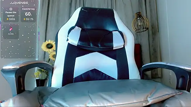 Snapshot of Abby_White__ chatting on 02/28/26, 11:33 Abby White online show from 02/28/26, 11:33