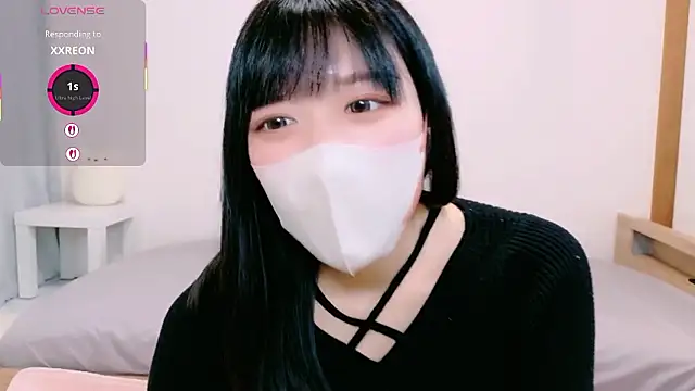 Snapshot of natsuka-chan chatting on 03/14/26, 04:29 natsuka-chan online show from 03/14/26, 04:29