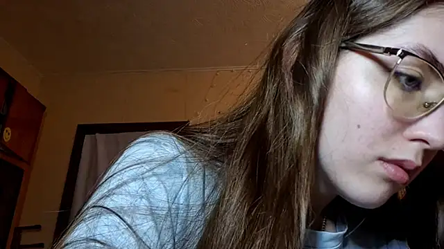 Snapshot of Katelemon chatting on 03/18/26, 02:20 Katelemon online show from 03/18/26, 02:20
