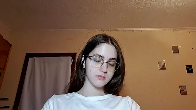 Snapshot of Katelemon chatting on 03/24/26, 06:51 Katelemon online show from 03/24/26, 06:51