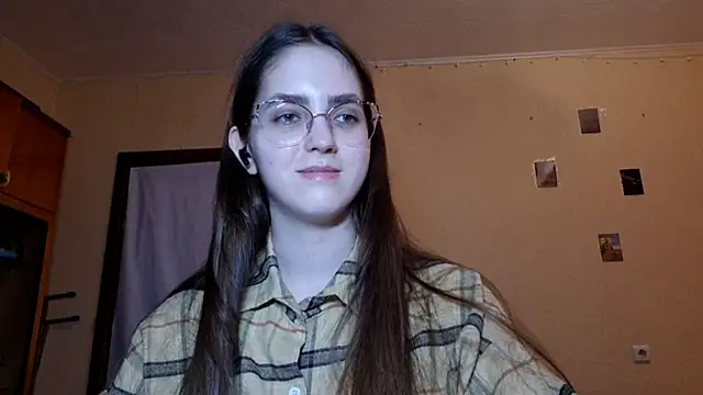 Snapshot of Katelemon chatting on 04/24/26, 01:24 Katelemon online show from 04/24/26, 01:24