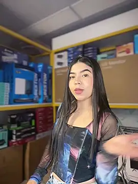 Snapshot of Ambarina_ chatting on 07/10/26, 11:35 Ambarina online show from 07/10/26, 11:35