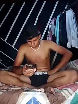 zeus23cm1 online show from 03/03/26, 12:55