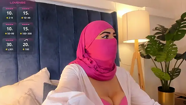  jamiila online show from 04/09/26, 08:03