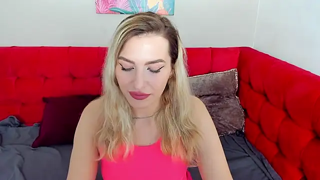 Snapshot of StellaAlluring chatting on 05/07/26, 01:33 StellaAlluring online show from 05/07/26, 01:33