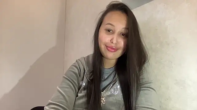 Snapshot of Dana_005 chatting on 05/14/26, 08:48 Dana 005 online show from 05/14/26, 08:48