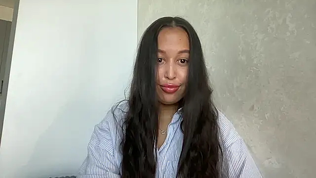 Snapshot of Dana_005 chatting on 05/16/26, 02:27 Dana 005 online show from 05/16/26, 02:27