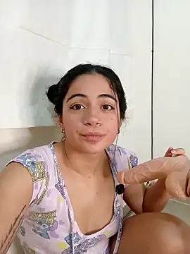 Snapshot of Mariian_Zeller chatting on 04/09/26, 10:31 Mariian Zeller online show from 04/09/26, 10:31