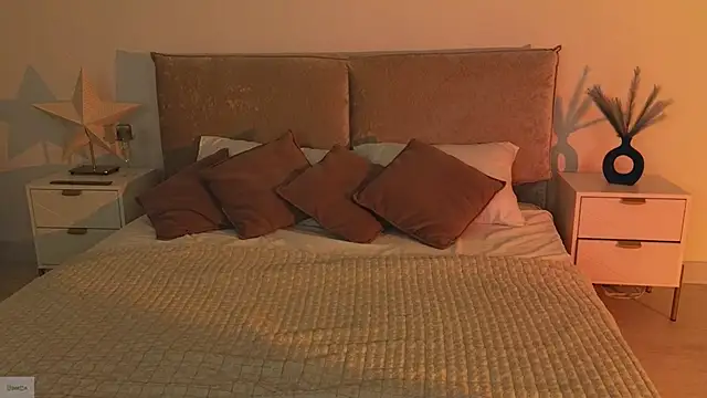  Selestia  online show from 06/20/26, 01:36