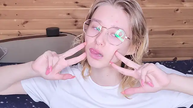 Snapshot of Silva-Tailll chatting on 04/07/26, 05:46 Silva-Tailll online show from 04/07/26, 05:46