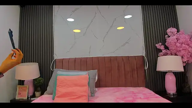 Rynnaa online show from 03/28/26, 03:39