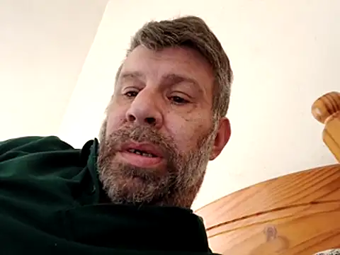 stud2512 online show from 04/12/26, 09:03