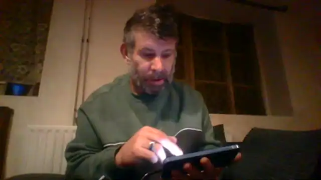 stud2512 online show from 04/15/26, 08:09