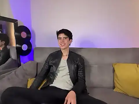 Stolas ying online show from 03/05/26, 09:11